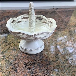 Ring holder